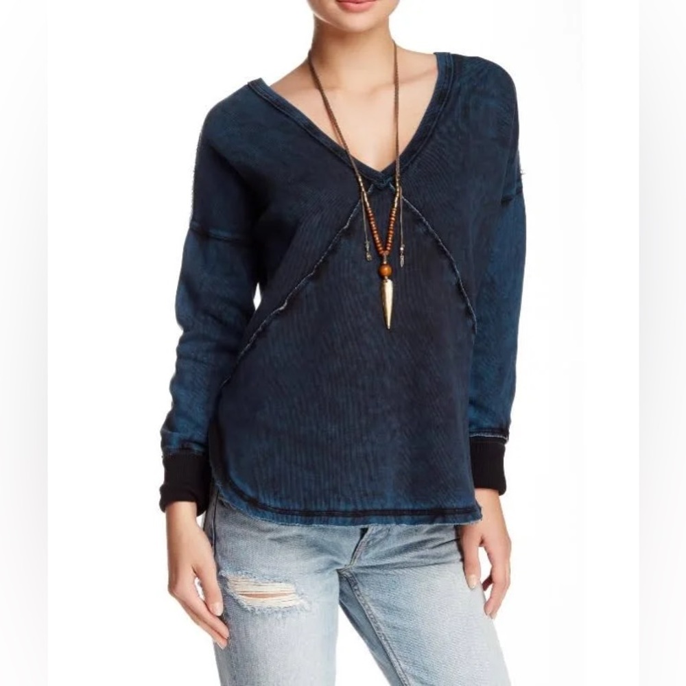 Free people v neck sweatshirt size M - washed navy